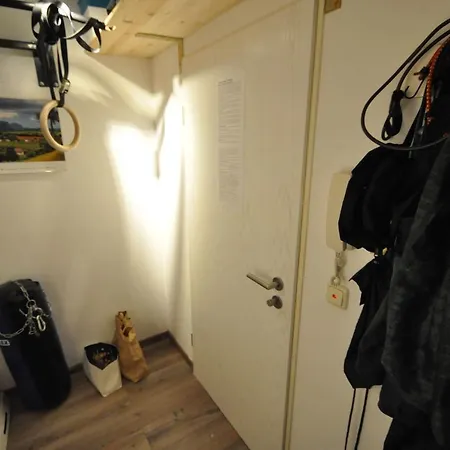 Апартаменты Schone 4 Eg Mit Garten Und Wintergarten